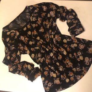 Forever 21 Floral knit long sleeve tee